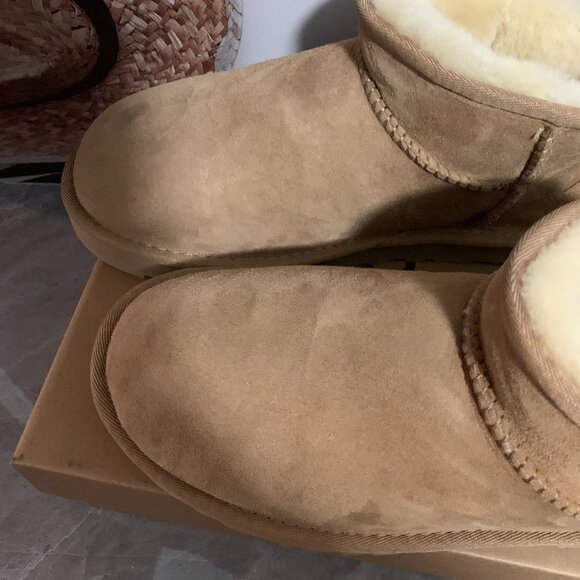 Classic Ultra Mini🤠 - Picture 5 of 5